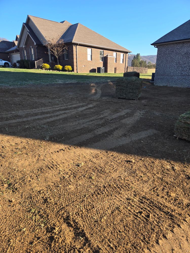 All Photos for Lafollette Mulch, Stone and Lawn Care in La Follette, TN
