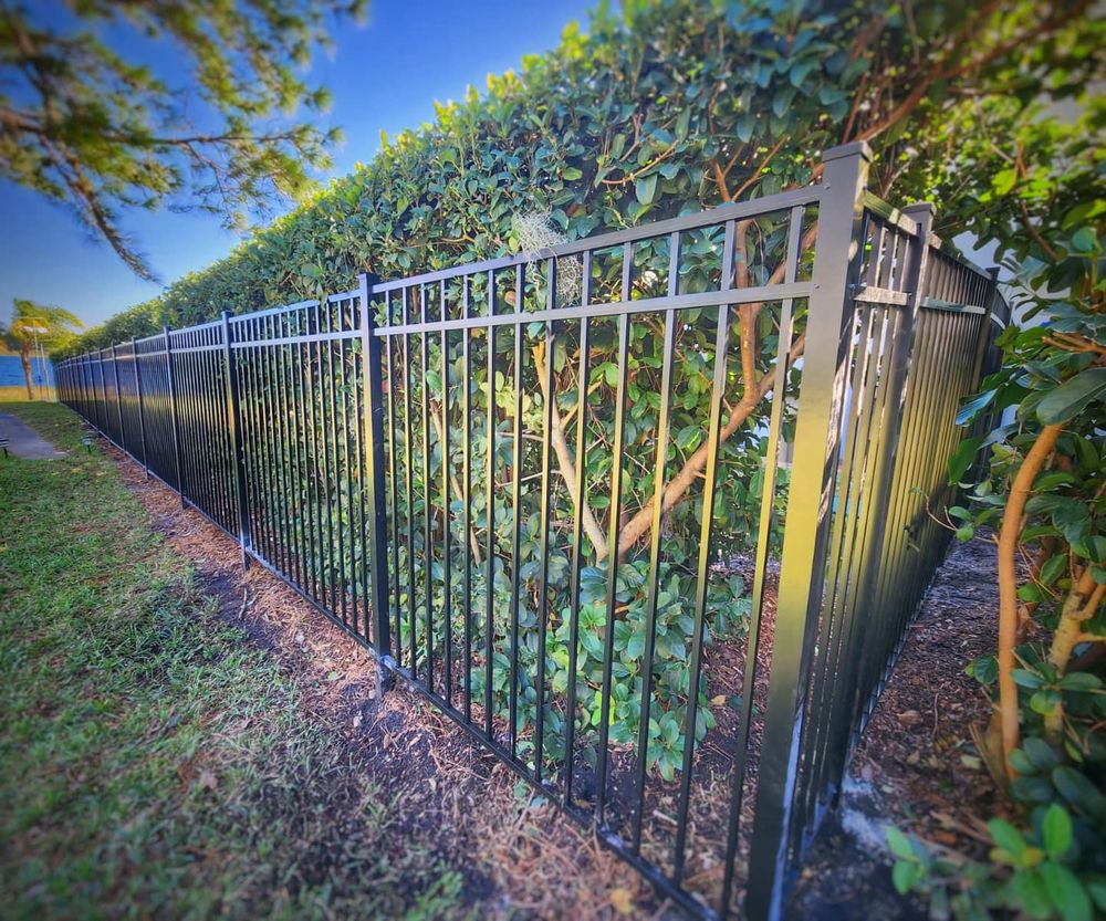 Fencing for E & E Irrigation and Fencing LLC in DeLand, FL