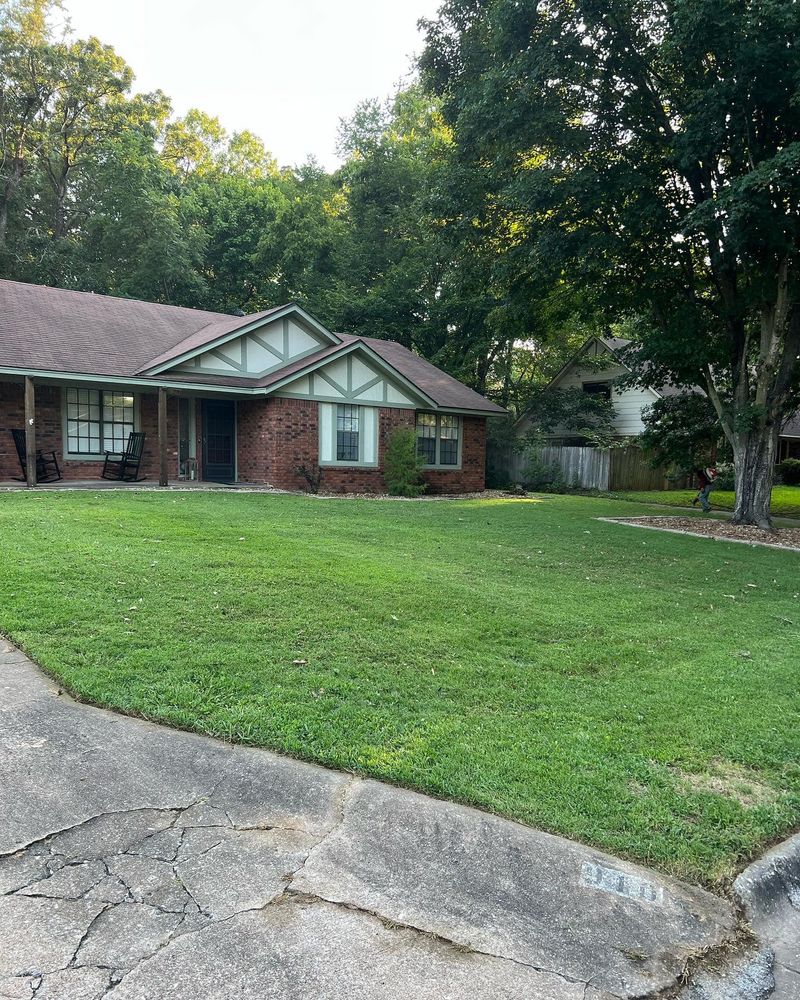 Our mowing service ensures a perfectly manicured lawn, enhancing your home's curb appeal. We offer reliable scheduling and precise care, providing a pristine landscape that's both beautiful and easy to maintain. for JM Lawn and Landscape in Bella Vista, AR