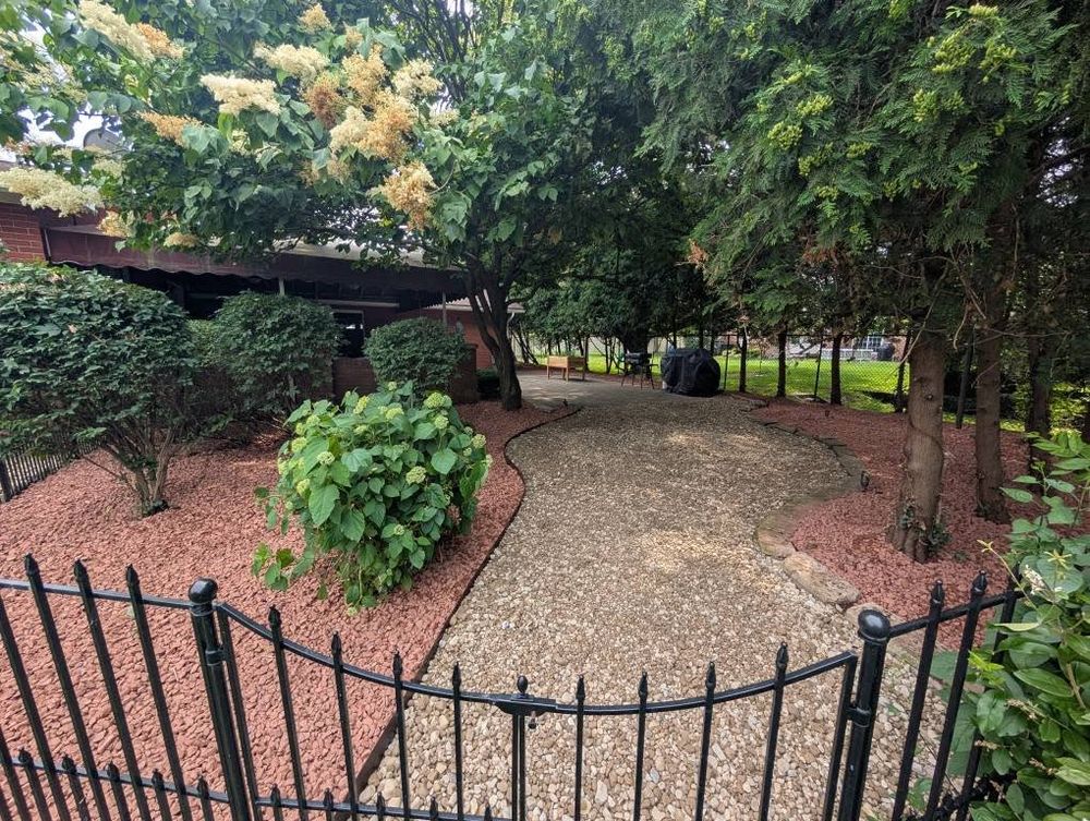 Landscaping for Knapps Landscaping and Lawn Care in Marion, OH