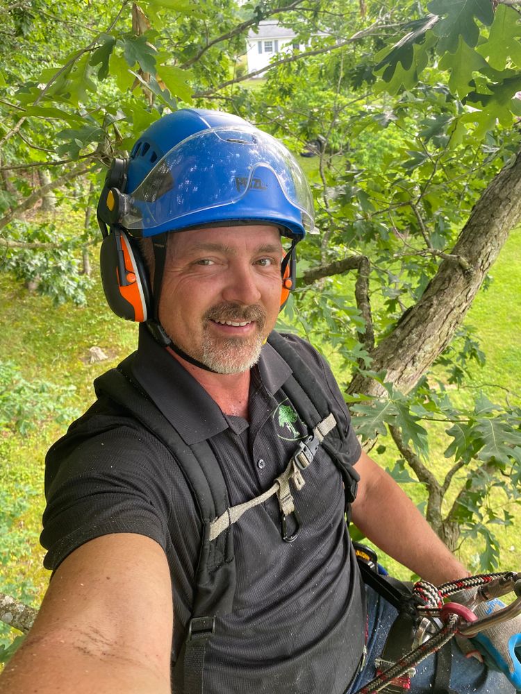 Ascending Tree Service LLC team in Kenbridge, VA - people or person