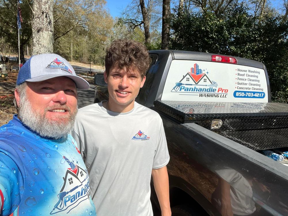 Panhandle Exterior Pros LLC team in Milton, FL - people or person
