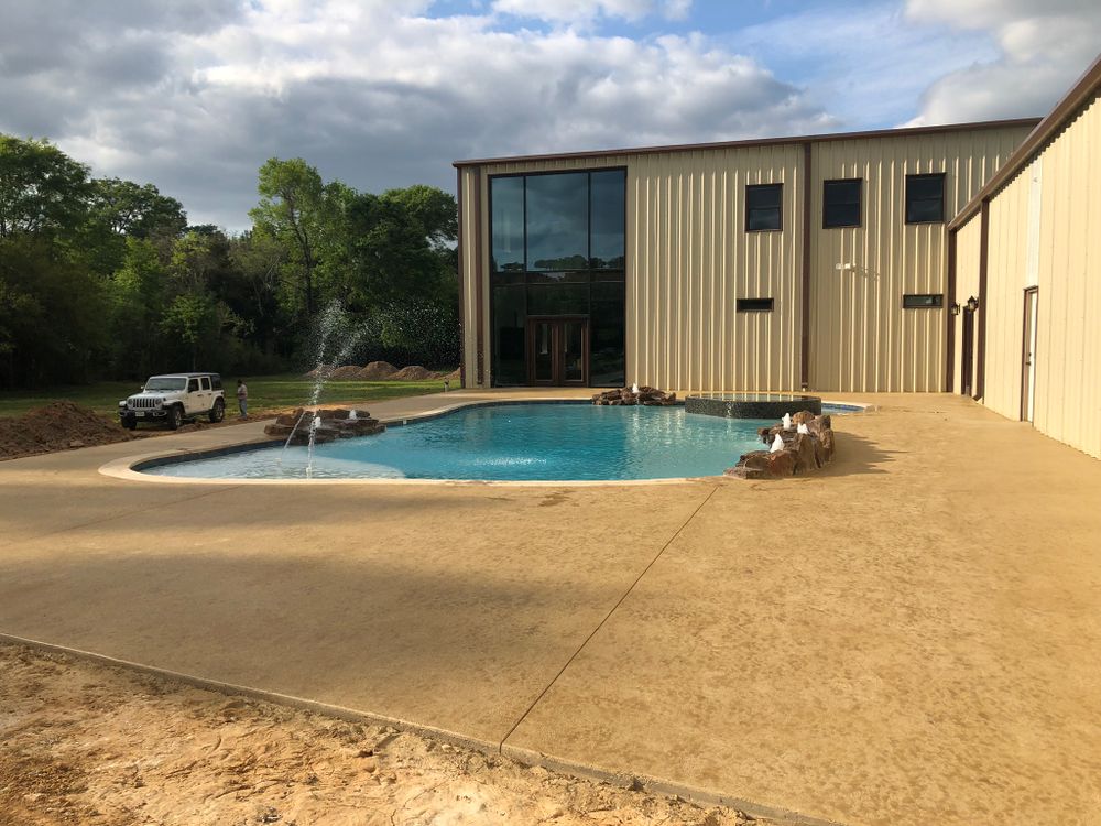 All Photos for Backyard Paradise Pools! in Splendora, TX