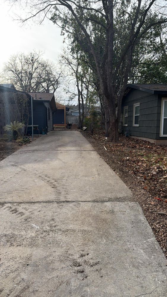 Fontana  for Green Pastures Lawn Care in Bastrop, TX