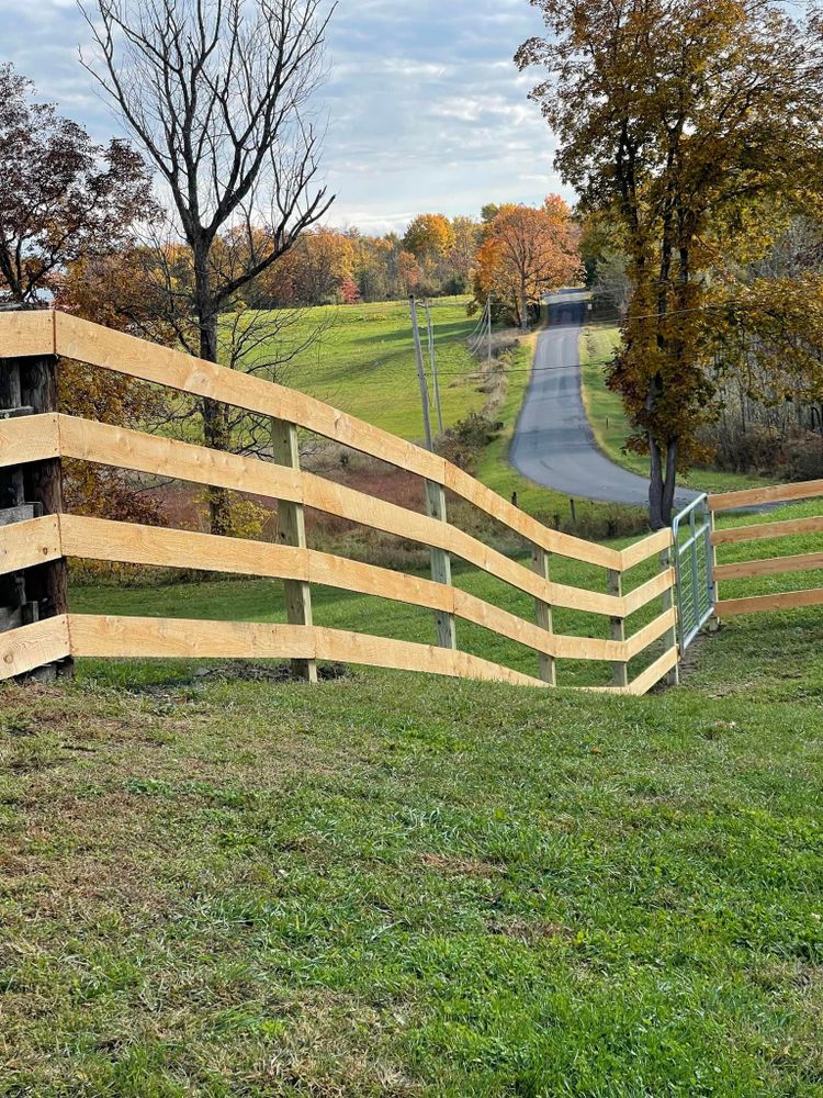 All Photos for Oakwood Fencing  in Hudson, NY 