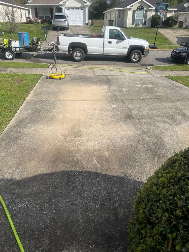 All Photos for All-Star Lawn Care & Soft Washing in Mobile, AL