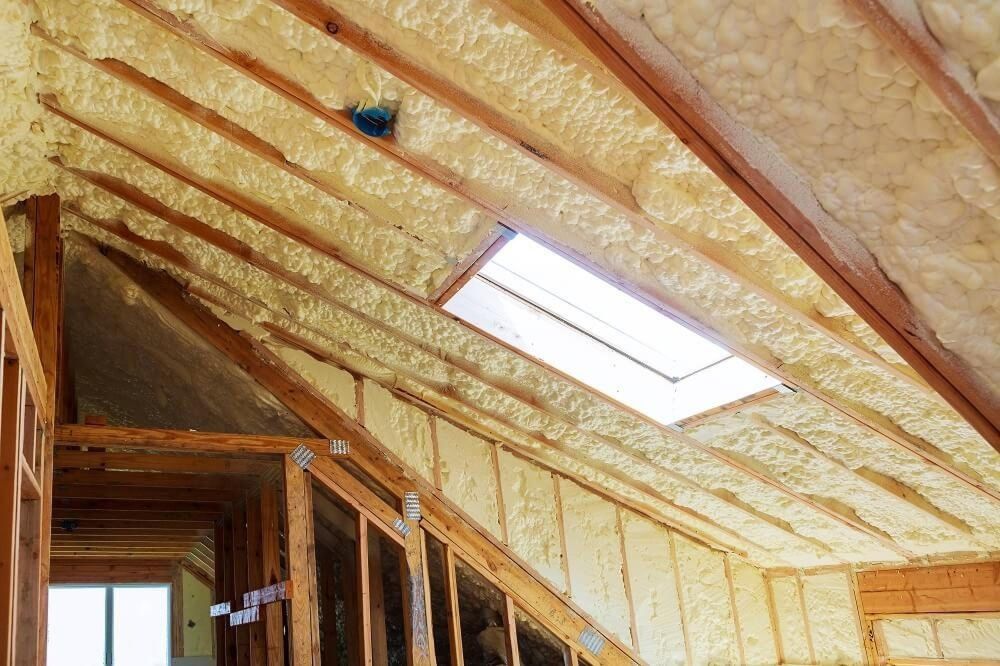 Our Batt Insulation service provides efficient thermal protection, enhancing home comfort and energy efficiency. Professionally installed with precision, it helps reduce utility bills while maintaining ideal indoor temperatures year-round. for Greenworld foam insulation in Smith County, TX