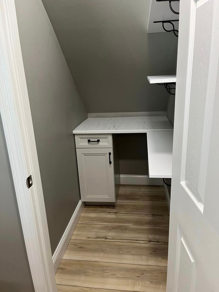 All Photos for Laura Mae Properties in Wolcott, CT