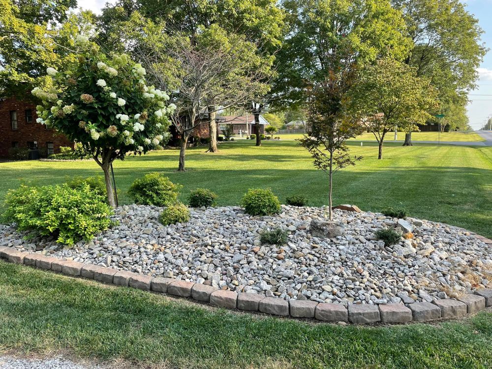 Landscaping for Bailey’s Lawn Care & Dirt Service in Murray, KY