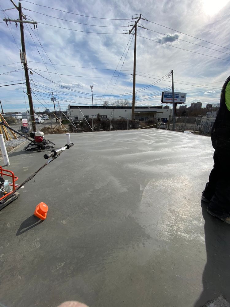 Pole barn floors for Ibarra Concrete Services LLC in Detroit, MI