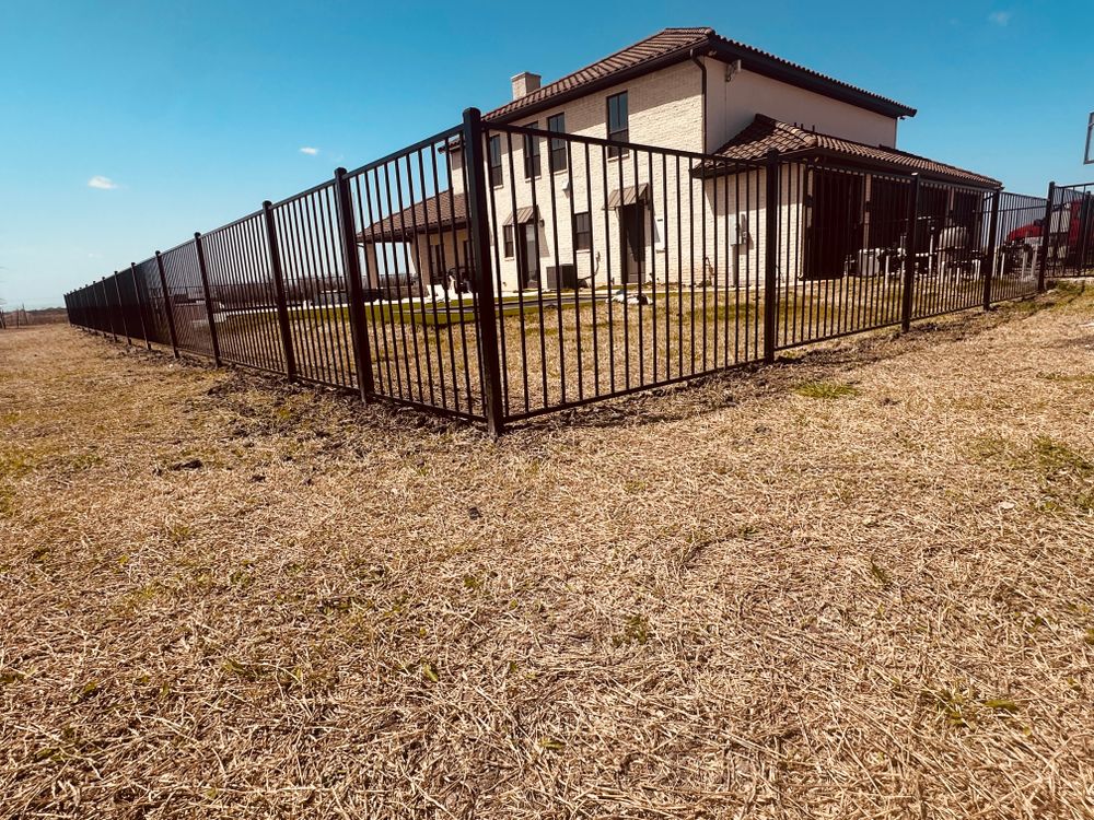 Fences for CCT Construction Group in Dallas-Fort Worth Metropolitan Area, TX