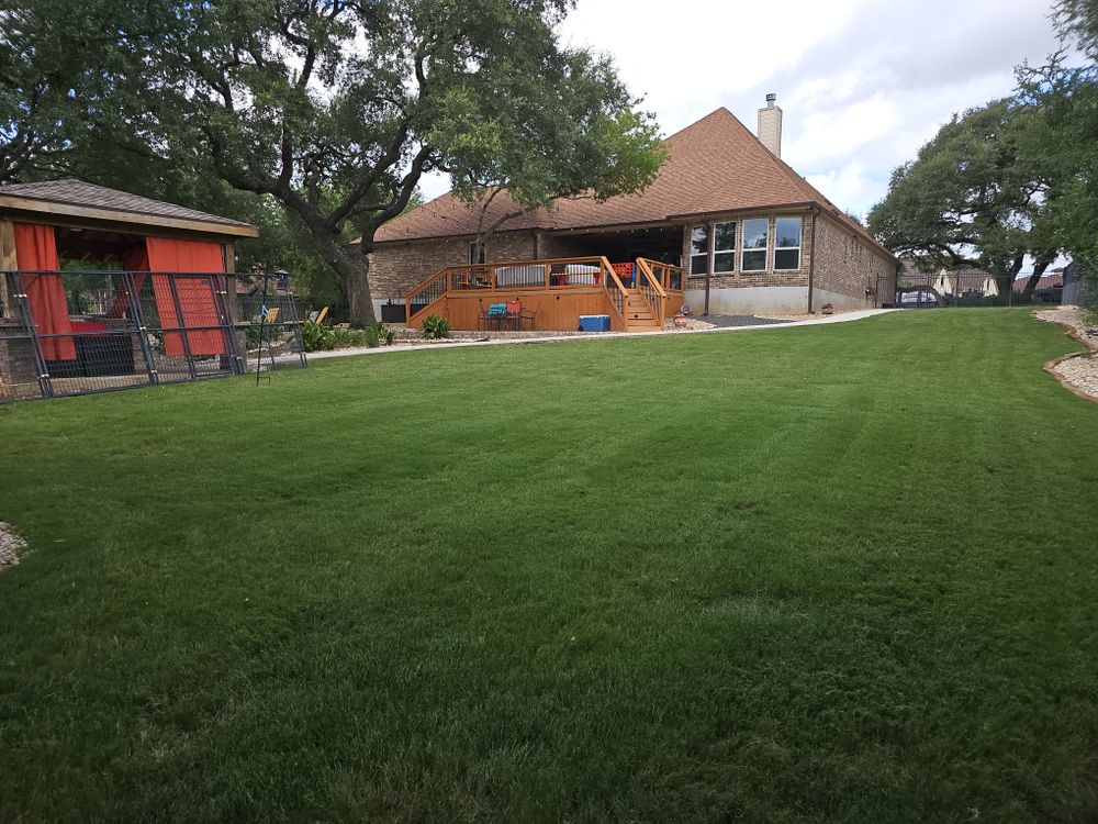 Mowing for Miller Mowing and Maintenance in San Antonio, TX