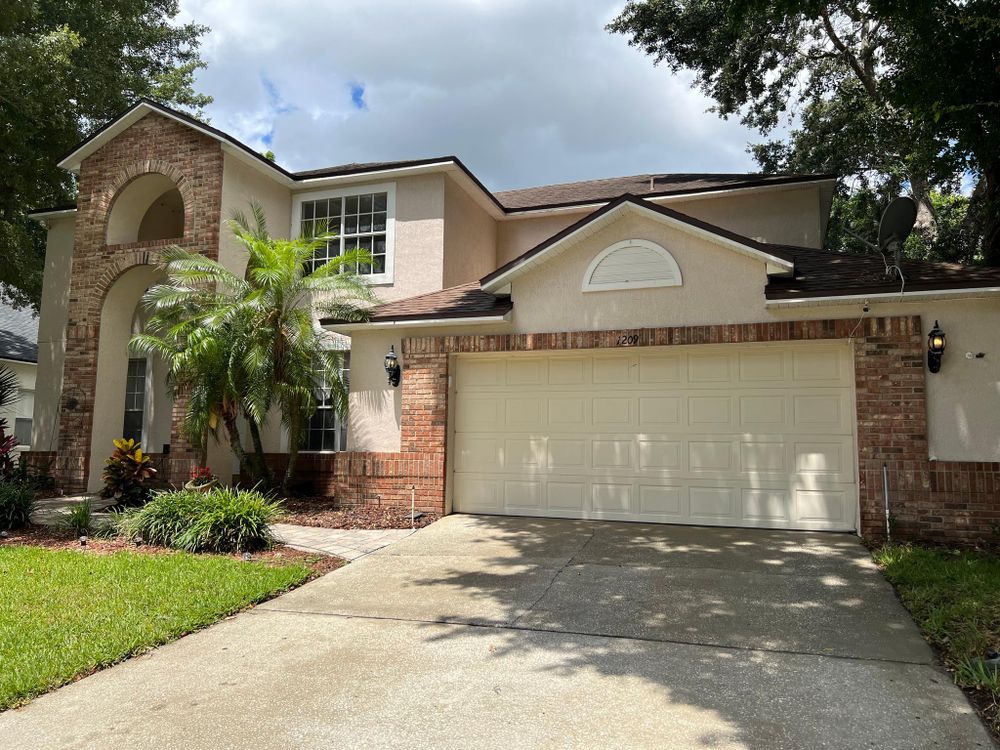 Roof Cleaning for Pressure Washing Warrior LLC in Ocoee, FL