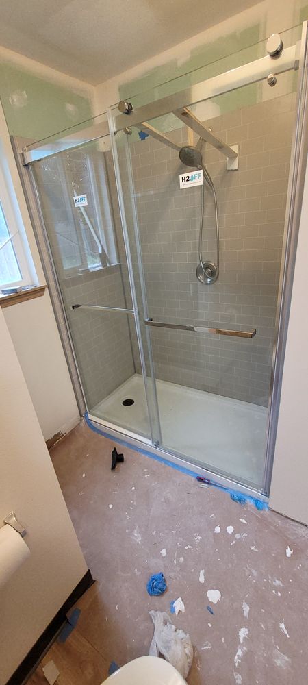 Bathroom remodels for Dawson Remodeling in Lake Stevens, WA