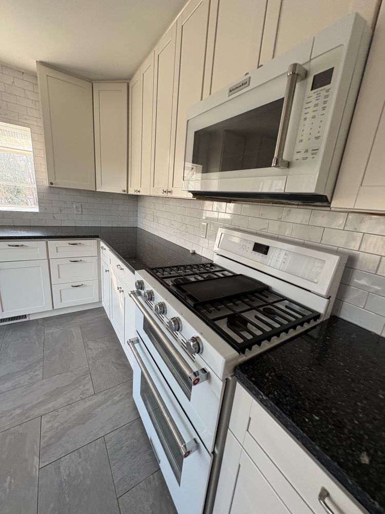 Residential Cleaning for Clean R Us Professional Service LLC in Annapolis , MD