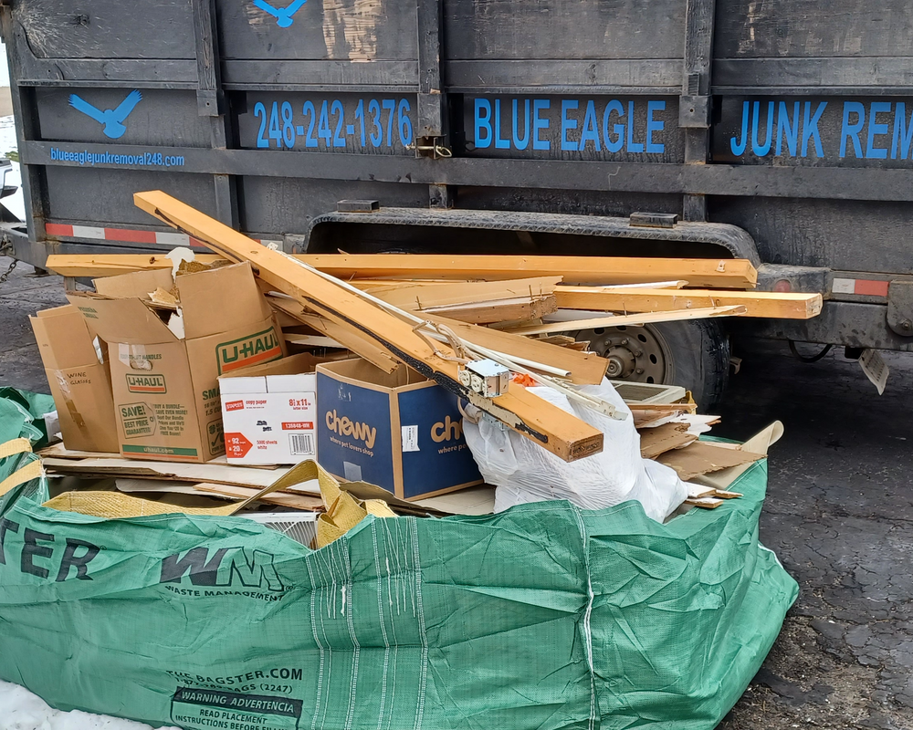 Junk for Blue Eagle Junk Removal in Oakland County, MI