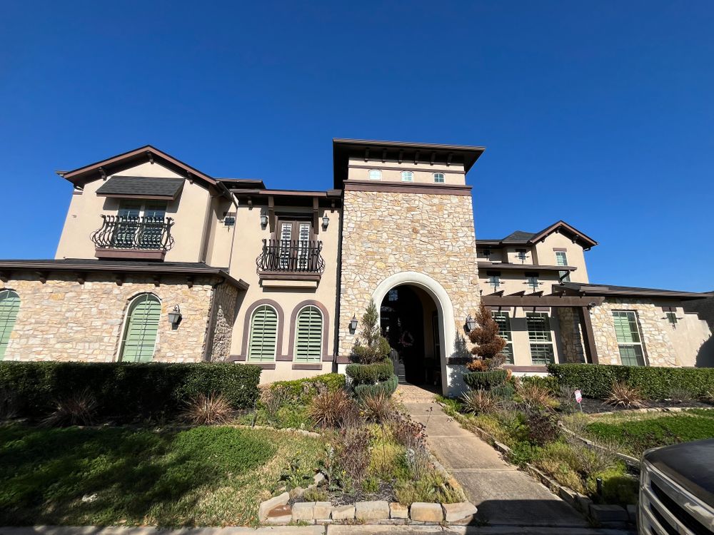 All Photos for Garza Lawncare & Tree Service in Pearland, TX