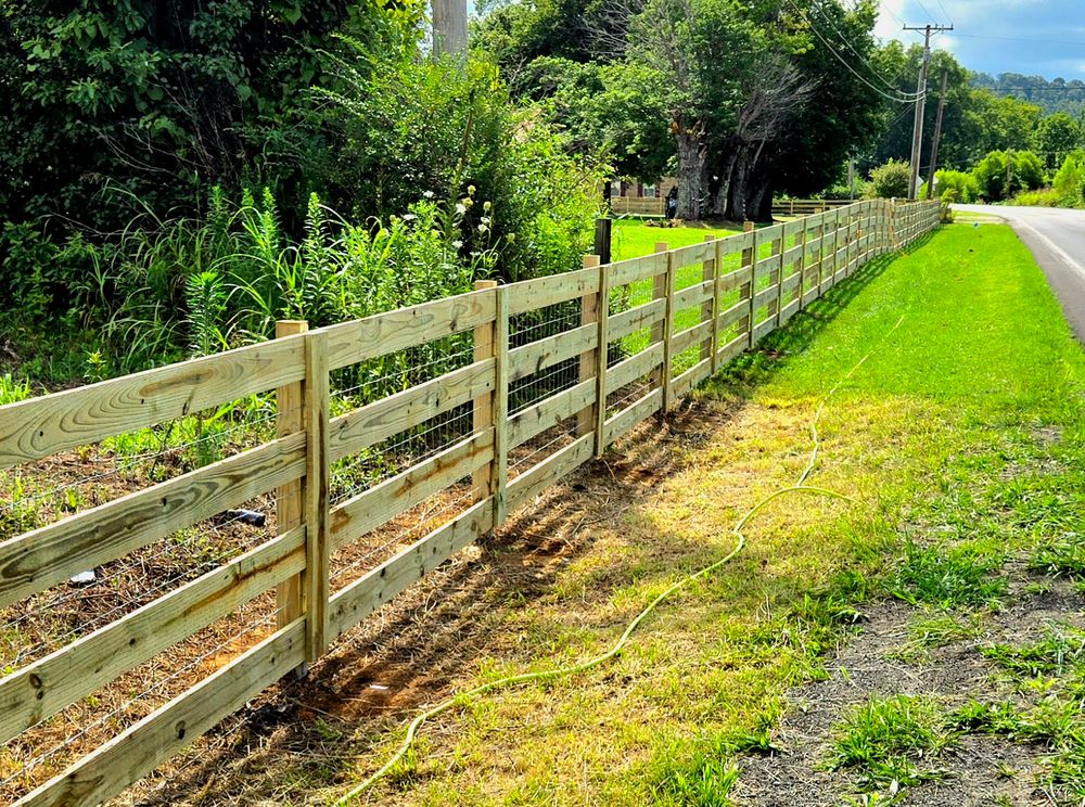 All Photos for Southern Town & Country Fence in Sparta, TN