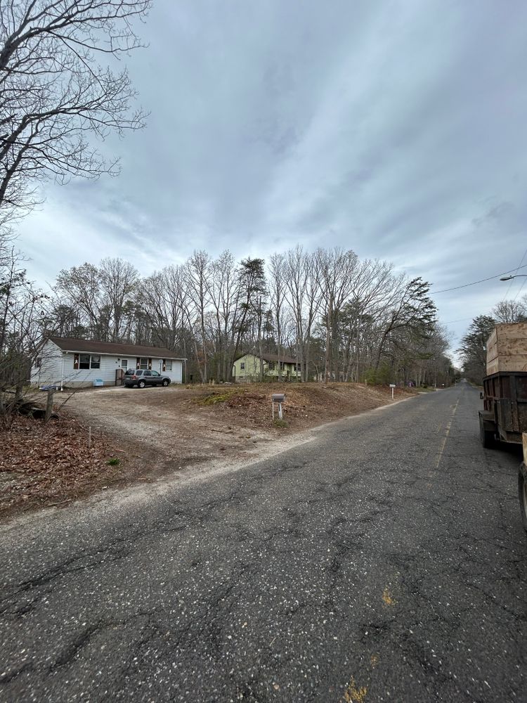 All Photos for Hingewood Tree Service in Salem, NJ