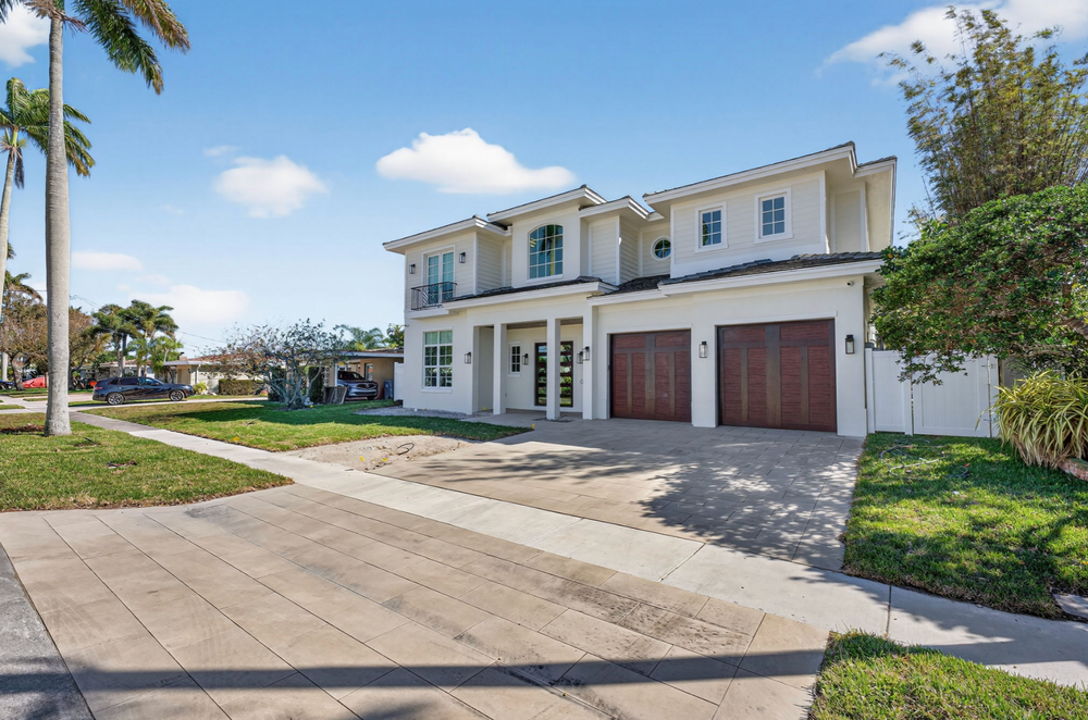 Transform your home with our residential remodeling services, delivering tailored designs, quality craftsmanship, and seamless project management to enhance comfort, functionality, and value while bringing your vision to life. for Kare Kitchen  in Deerfield Beach, FL
