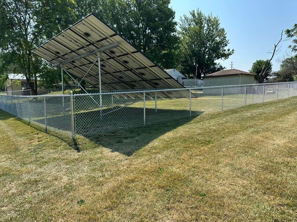 Fence Installation for Illinois Fence & outdoor co. in Kewanee, Illinois