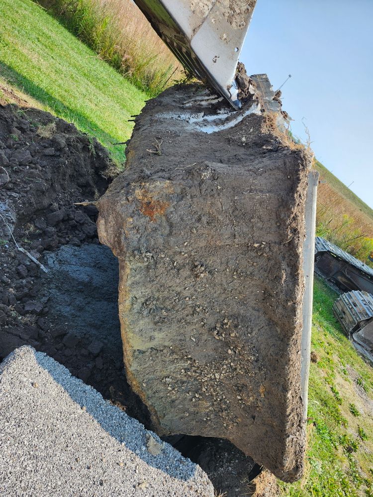 All Photos for BDS Trucking & Excavating in Litchfield, IL