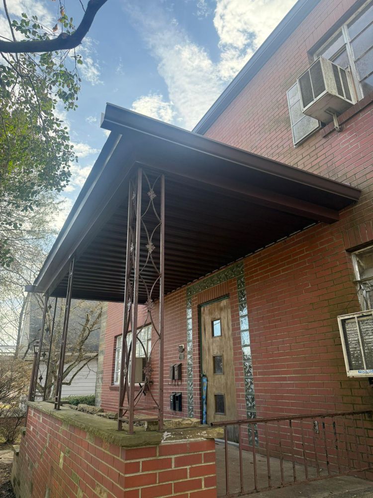 All Photos for Top Hand Roofing and Gutter in Pomeroy, OH