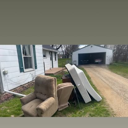 All Photos for Quick Removal Solutions in Lansing, MI