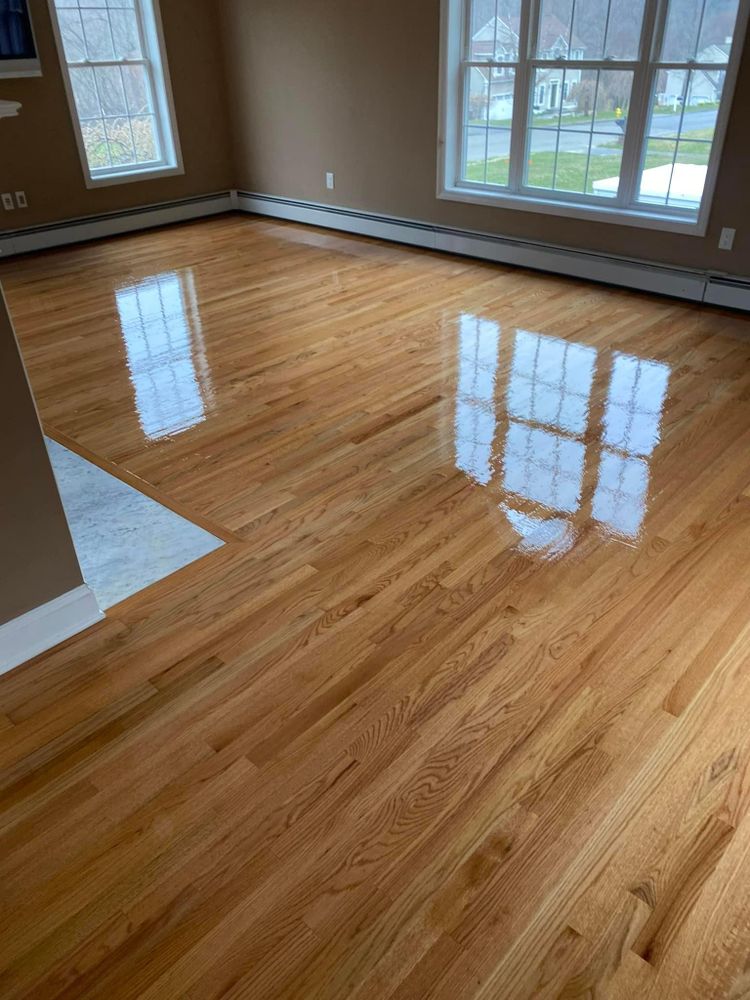 All Photos for Laura Mae Properties in Wolcott, CT