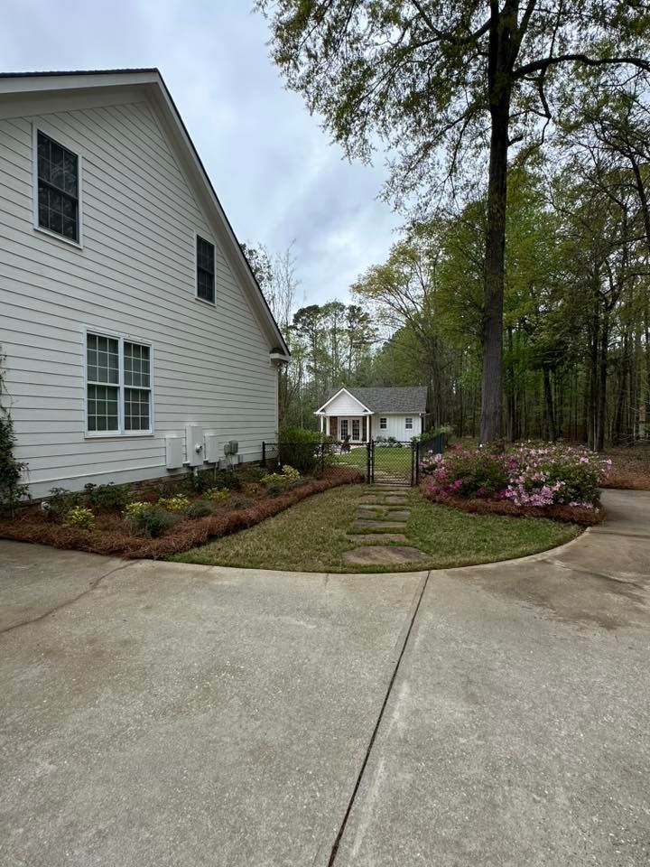 Landscaping for Jameson’s Landscaping & Pressure Washing in Eatonton, GA