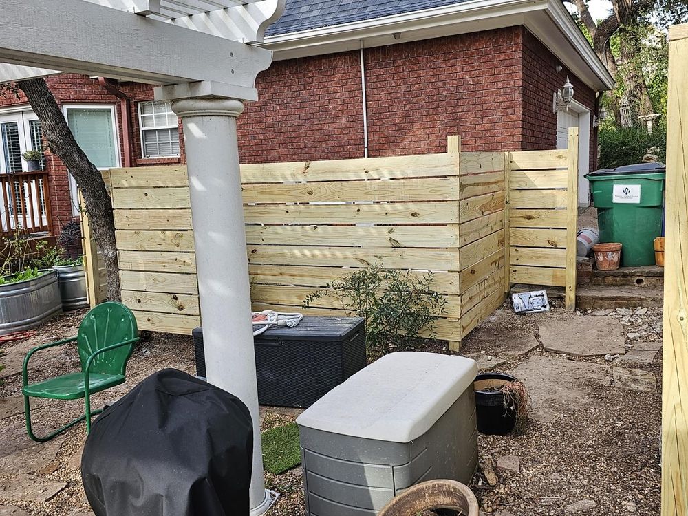 Fence for Apex Remodeling & Renovations LLC in Austin, TX