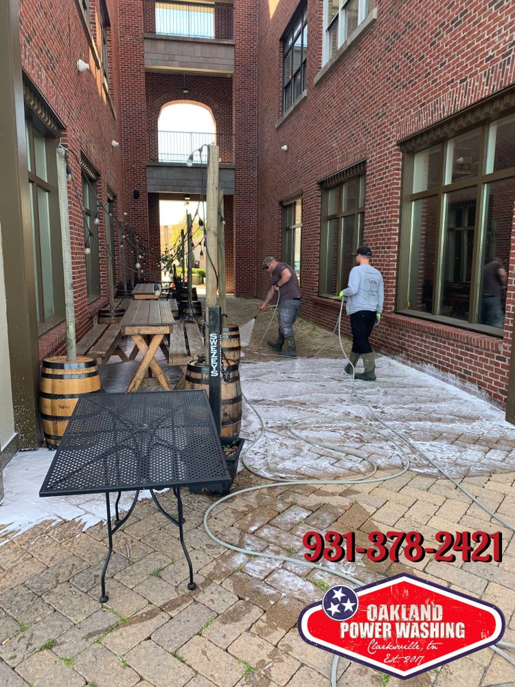 House and Roof Softwash for Oakland Power Washing in Clarksville, TN