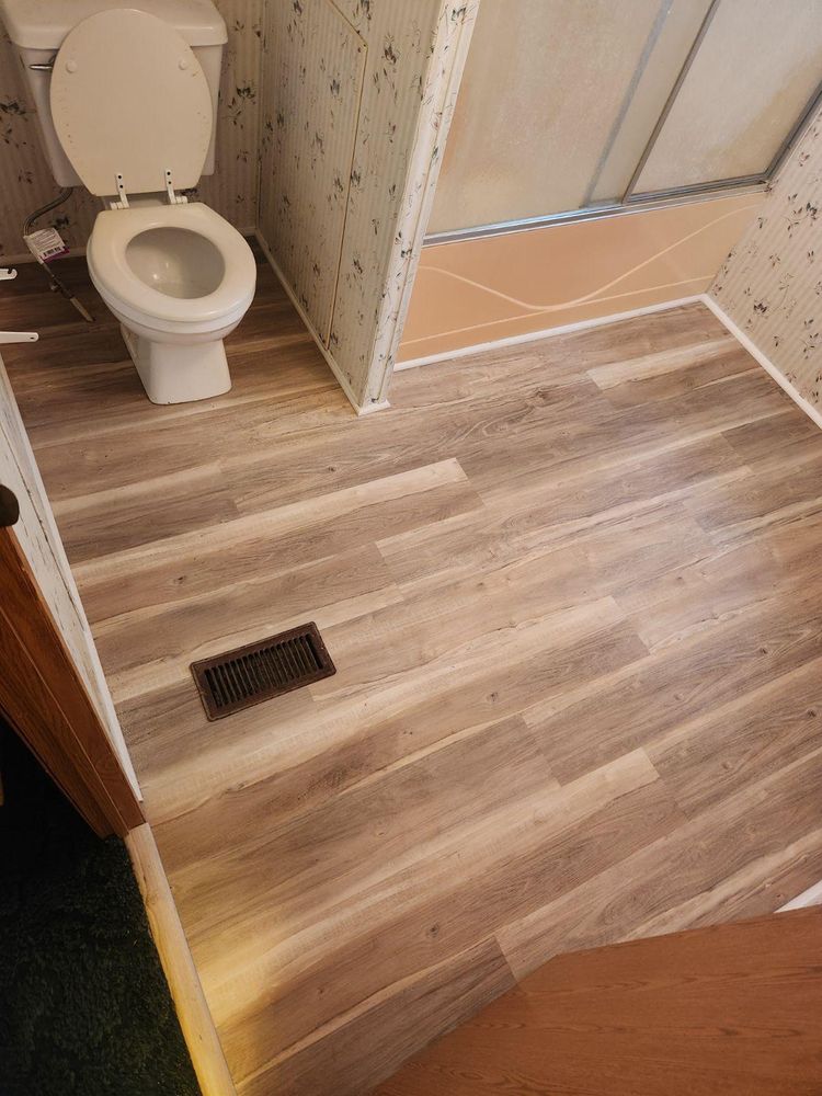 All Photos for Gunderson & Ranieri Remodeling & Rentals  in Columbia,  SC