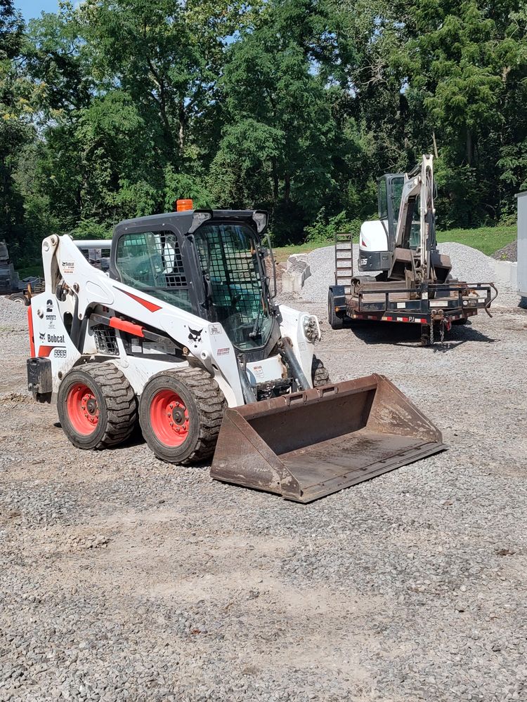 Concrete for Henceroth Construction in Amherst, OH