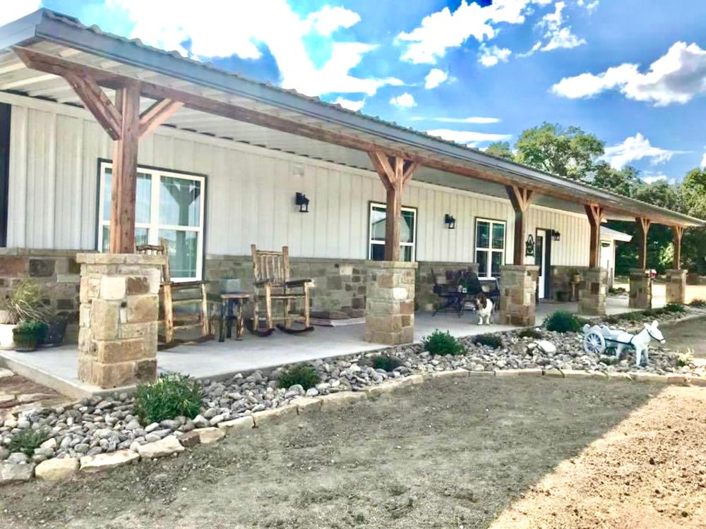 Horsemans Ranch Farmhouse for Herrmann Construction in Stephenville,  Texas