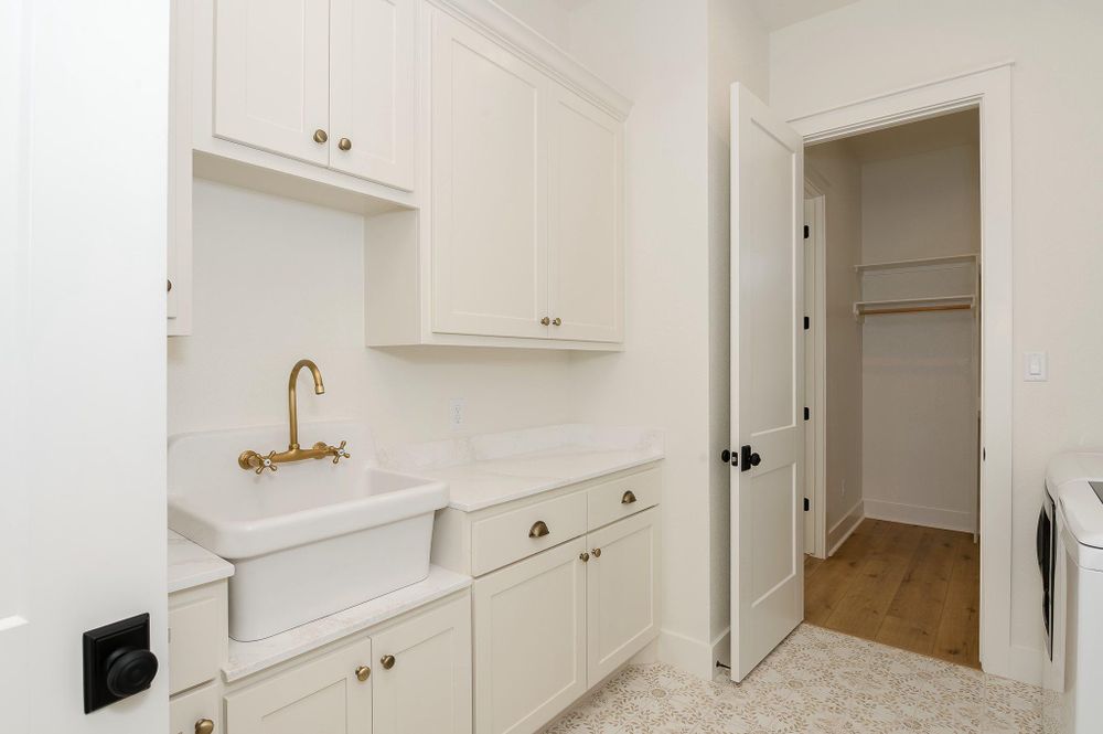 All Photos for CWC Custom Homes & Barndominiums in Snook, TX