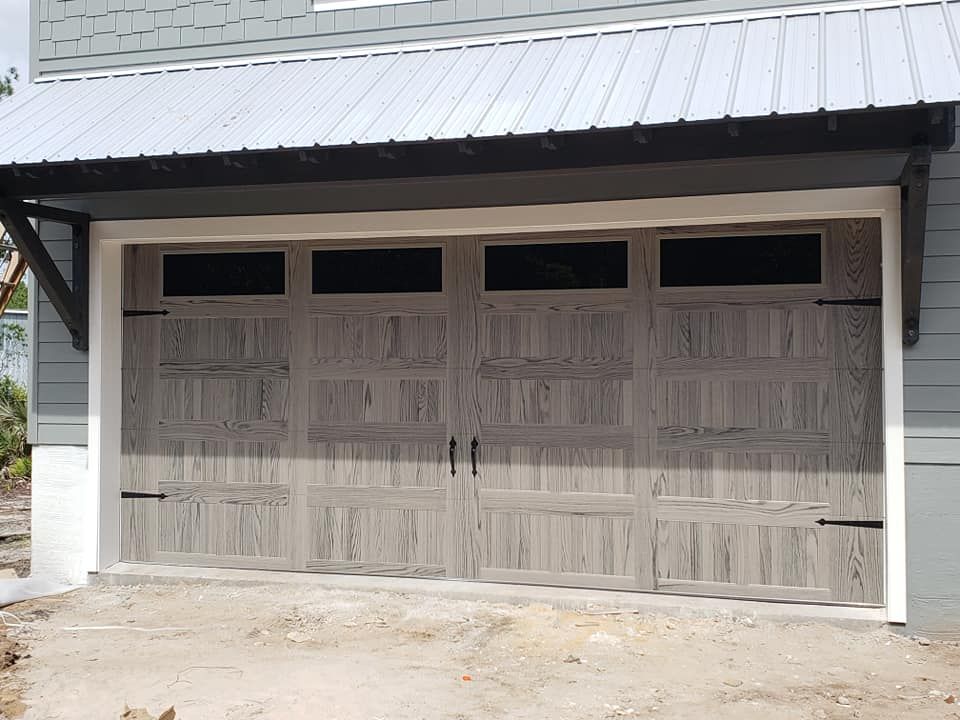 Garage Door Installation for Advantage Garage Doors, LLC in De Leon Springs, FL