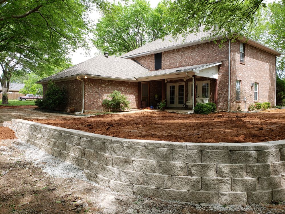 Residental Retaining walls for Concrete Pros  in Sherman, TX