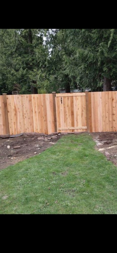 Fences for Custom Gates Welding, LLC. in Auburn, WA