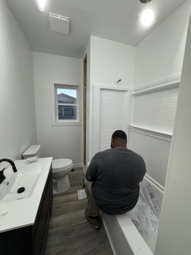 Steeleville bath for Dead Tree General Contracting in Carbondale, Illinois