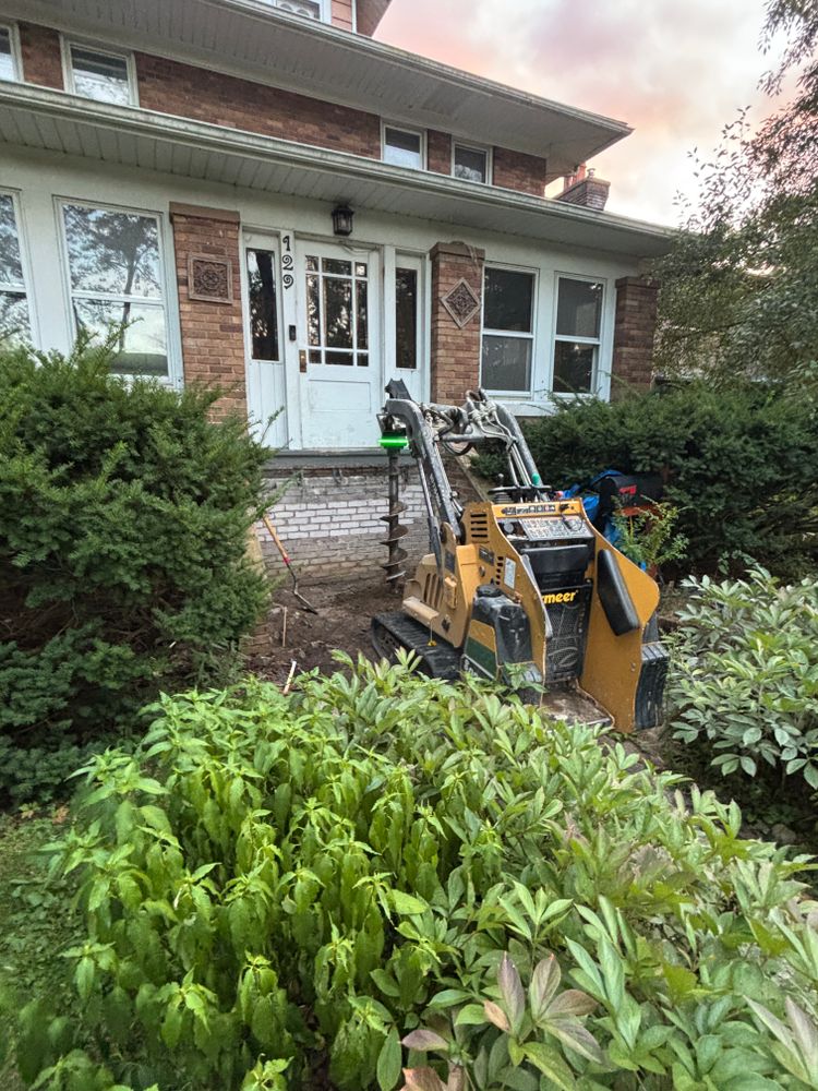 All Photos for Mr. Posthole in Howell, MI