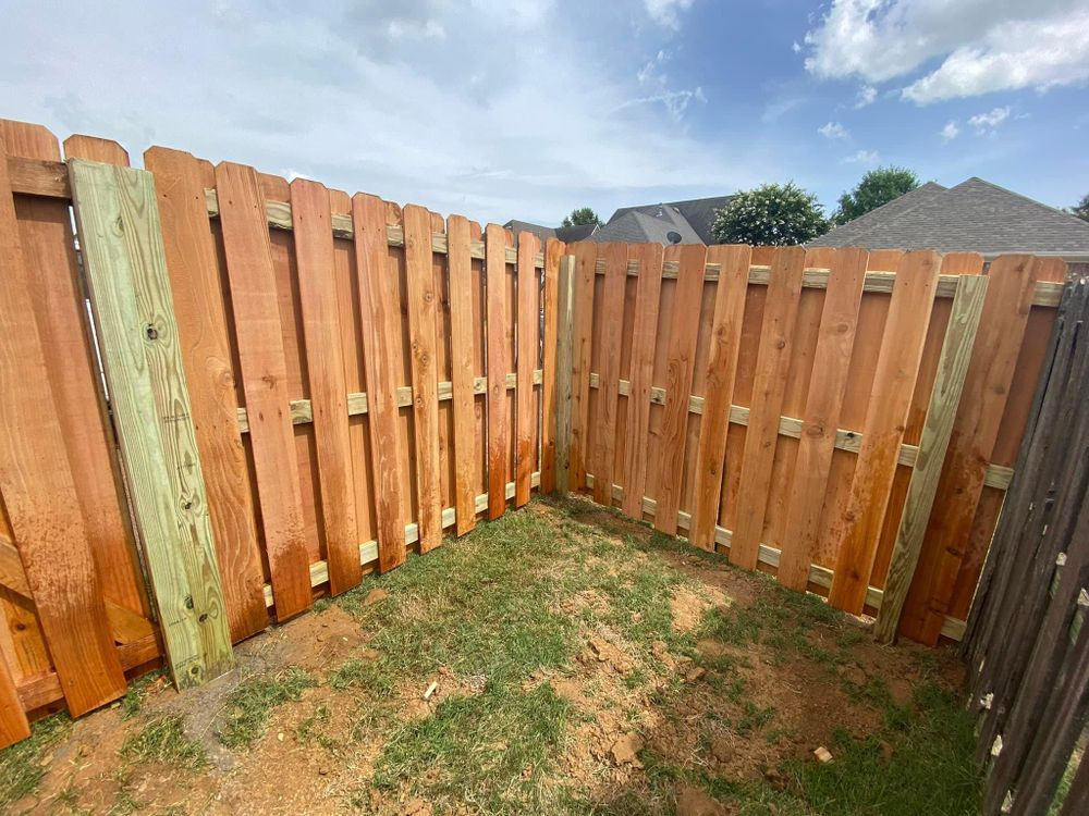 Custom Wooden Fences for Manning Fence, LLC in Hernando, MS