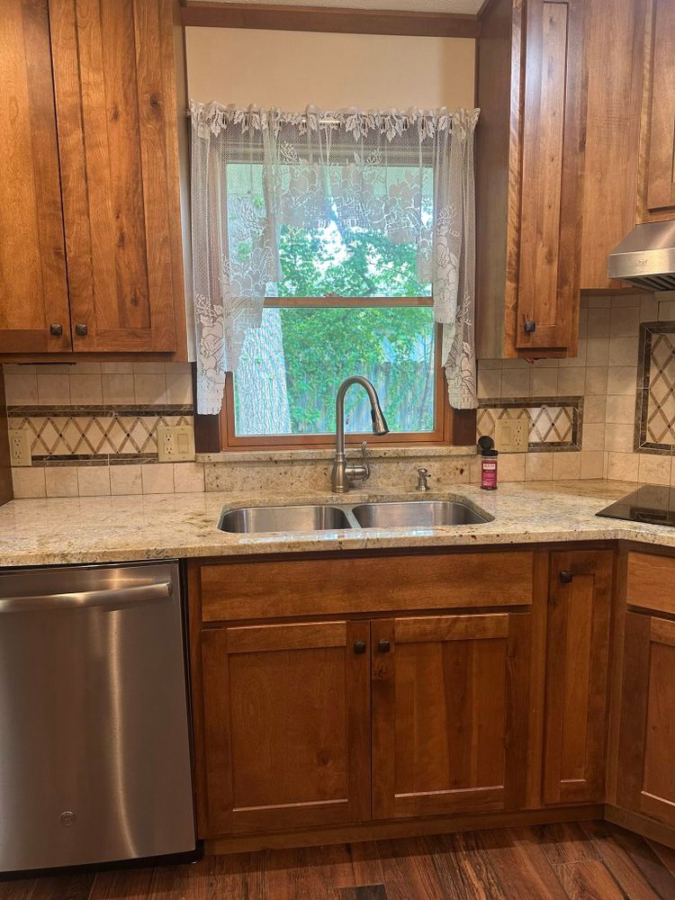Cleaning for 2 Girls & A Towel in Springfield, MO