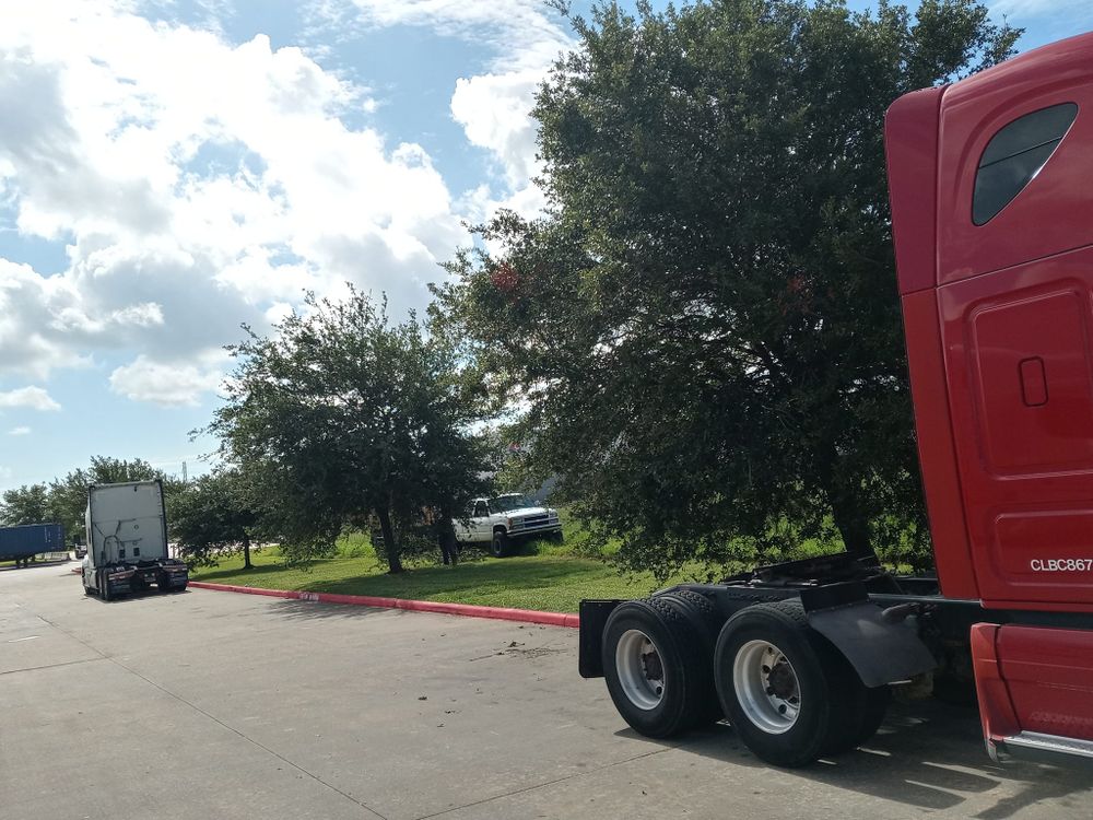 Appliance Removal for Outlaw Landscaping & Transport Company in Houston, TX