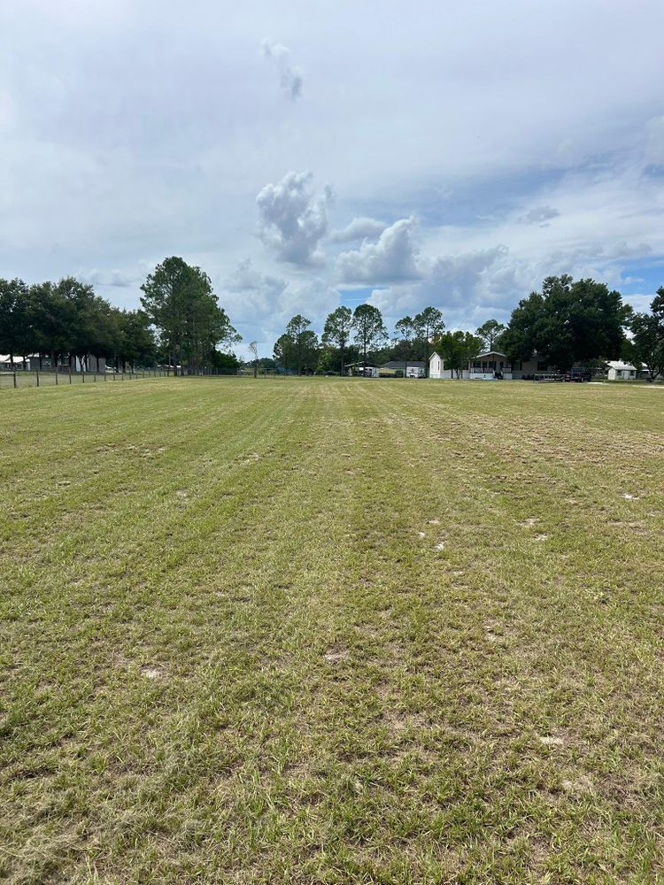 All Photos for Estrada All Pro Lawn Service in Auburndale, Florida