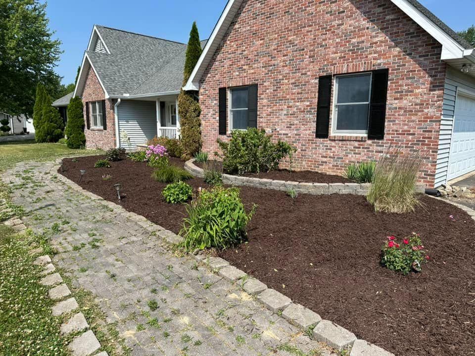 All Photos for Greenlee & Family Landscaping Services in Peoria, IL