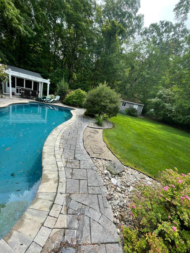 Gutter Cleaning for Deck the Halls in Bristol, CT