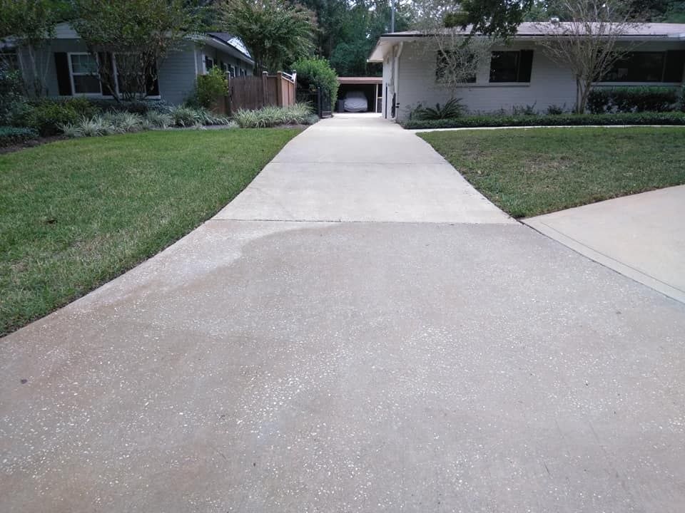 Concrete Cleaning for Exterior Pressure Washing in Jacksonville, FL