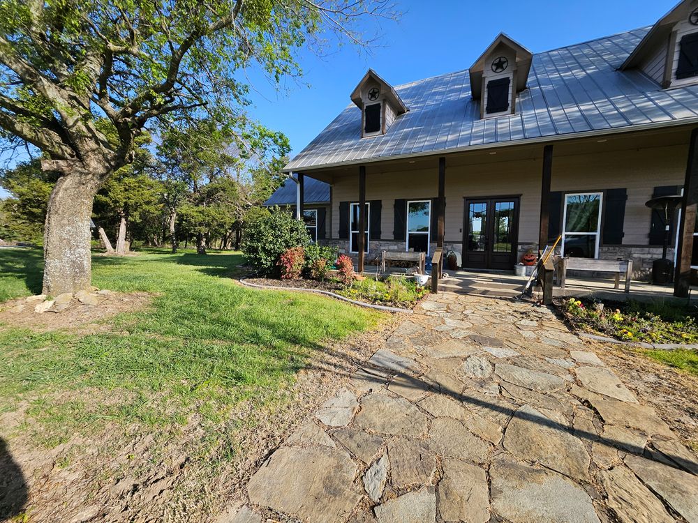 All Photos for Ornelas Lawn Service in Lone Oak, Texas