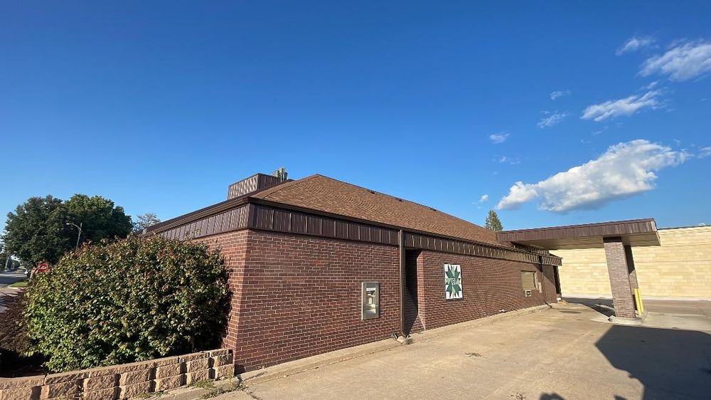 Aluminum Gutters Installation for The Gutter Man Seamless in Kearney, NE
